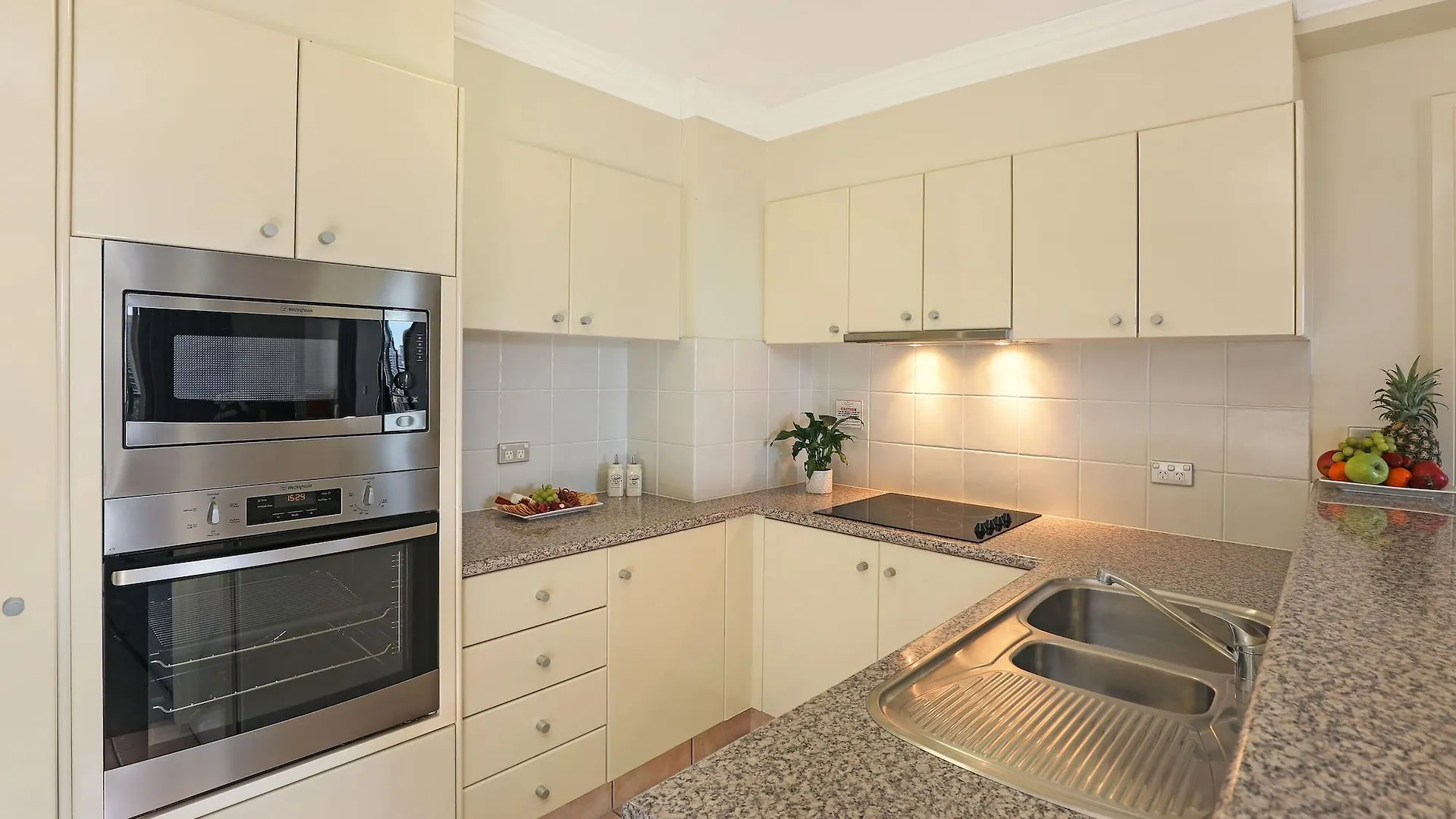 Aparthotel Marrakesh Apartments Gold Coast